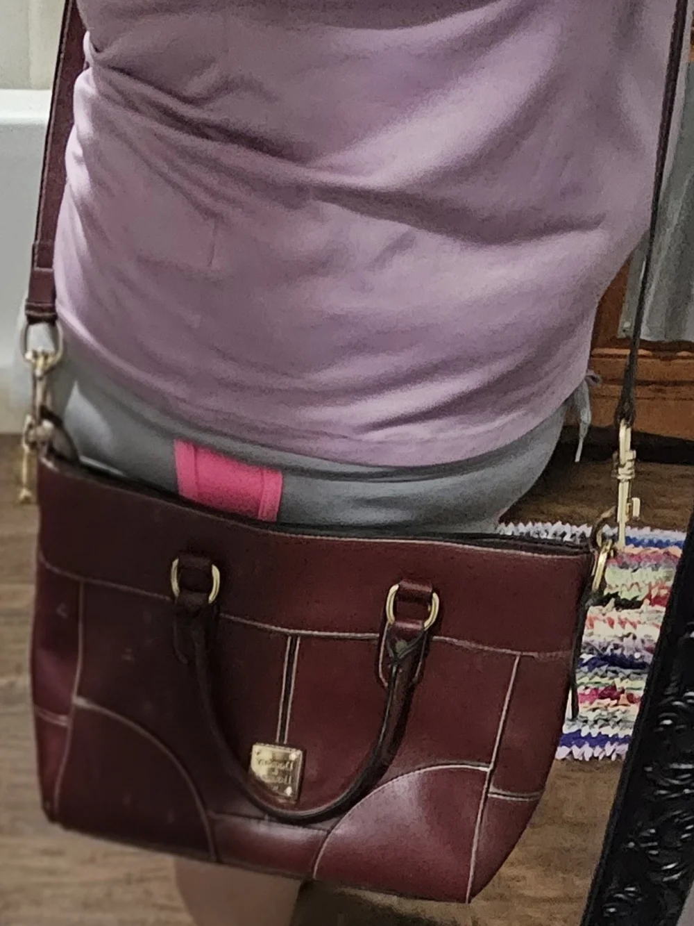 Dooney & Burke Handbag in Burgundy